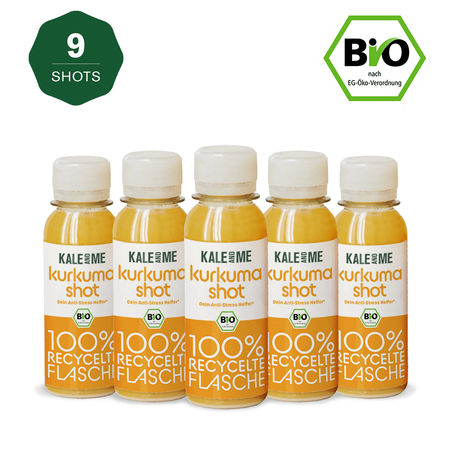 Kurkuma Shot Bundle with 9 bottles, organic, no additives, eco-friendly packaging.