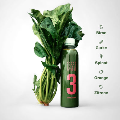 Grüner Saft mit Birne und Spinat