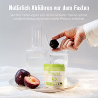 Fermentierte Pflaume neben frischer Pflaume und Erklärung zur Wirkung